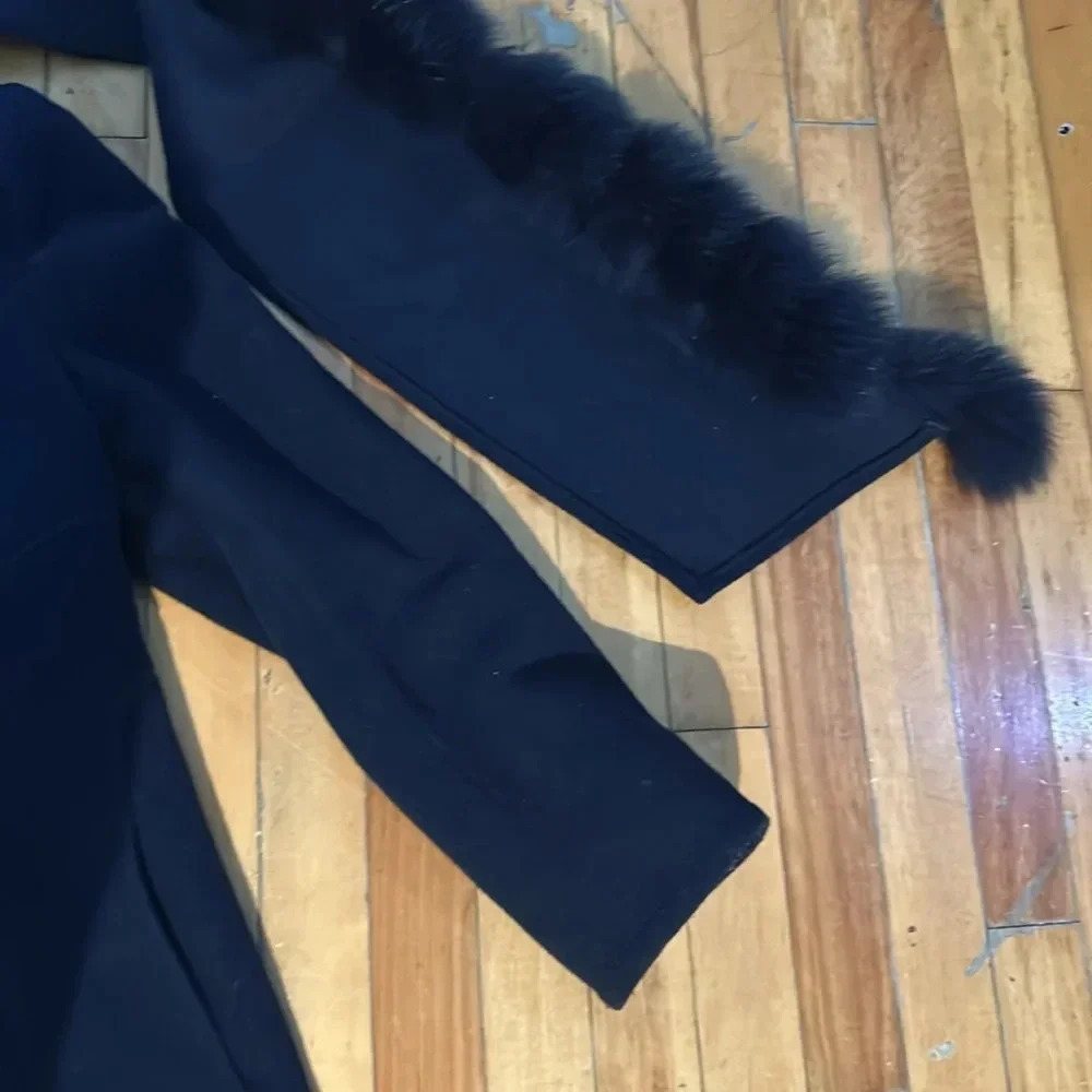 Vintage navy blue wool blend pea coat with attached fur lined balaclava - Picture 3 of 8